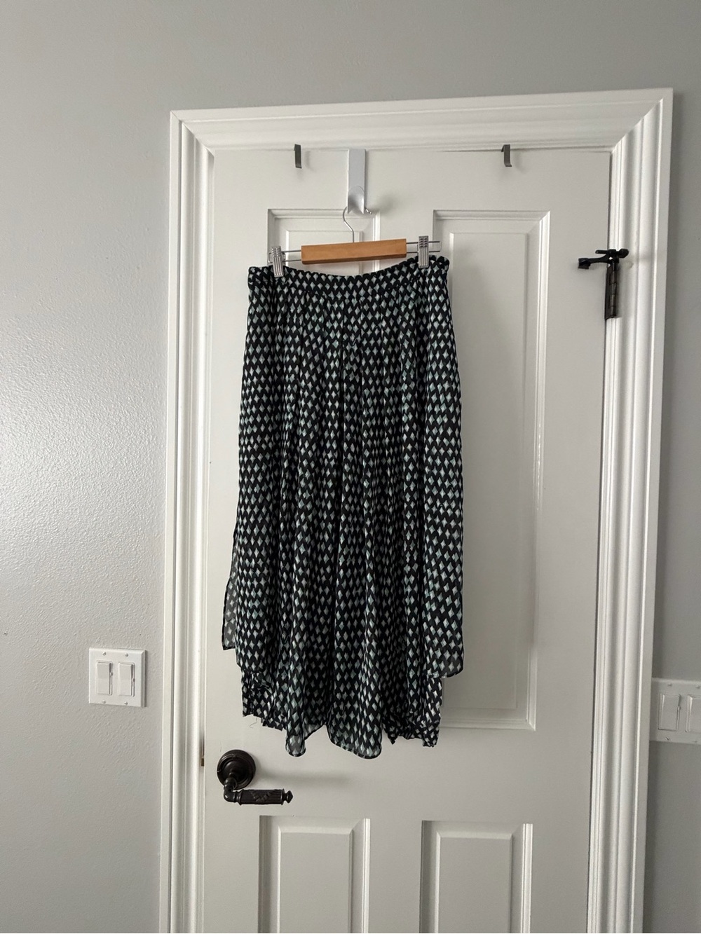 Anthropologie HD in Paris Pleated Black and White Pattern Skirted Pants
